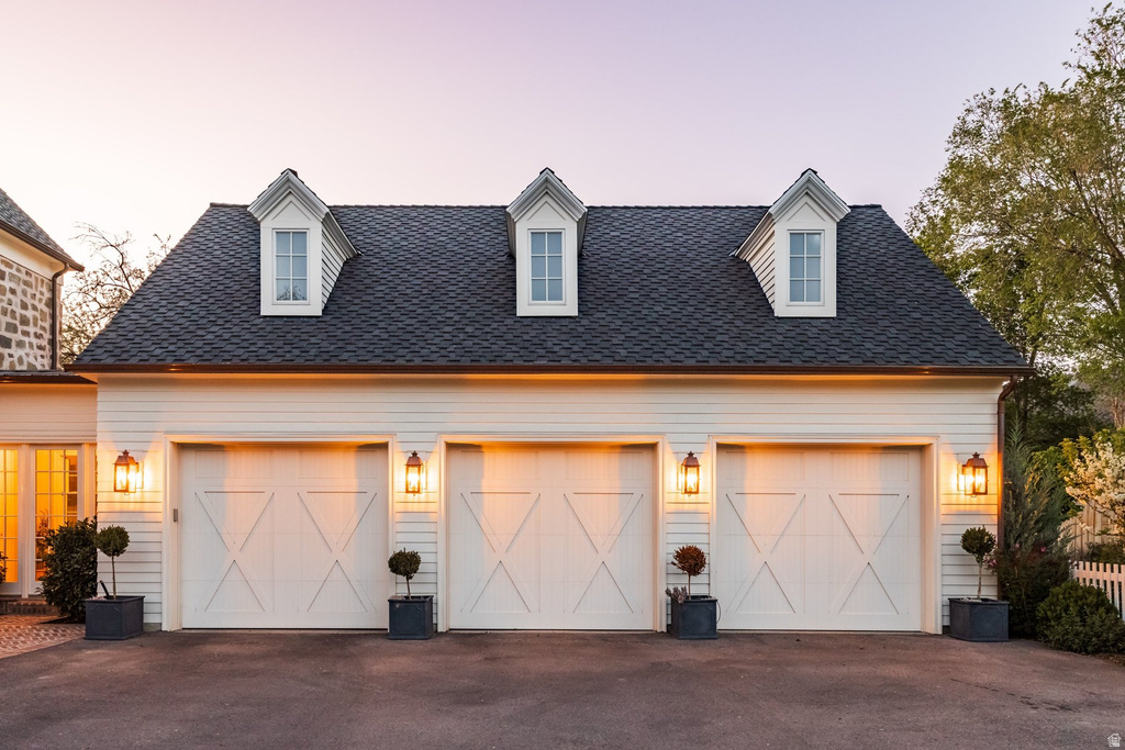 4857 S VIEWMONT ST Holladay, UT 84117