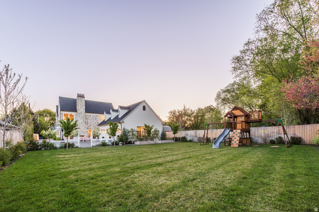 4857 S VIEWMONT ST Holladay, UT 84117