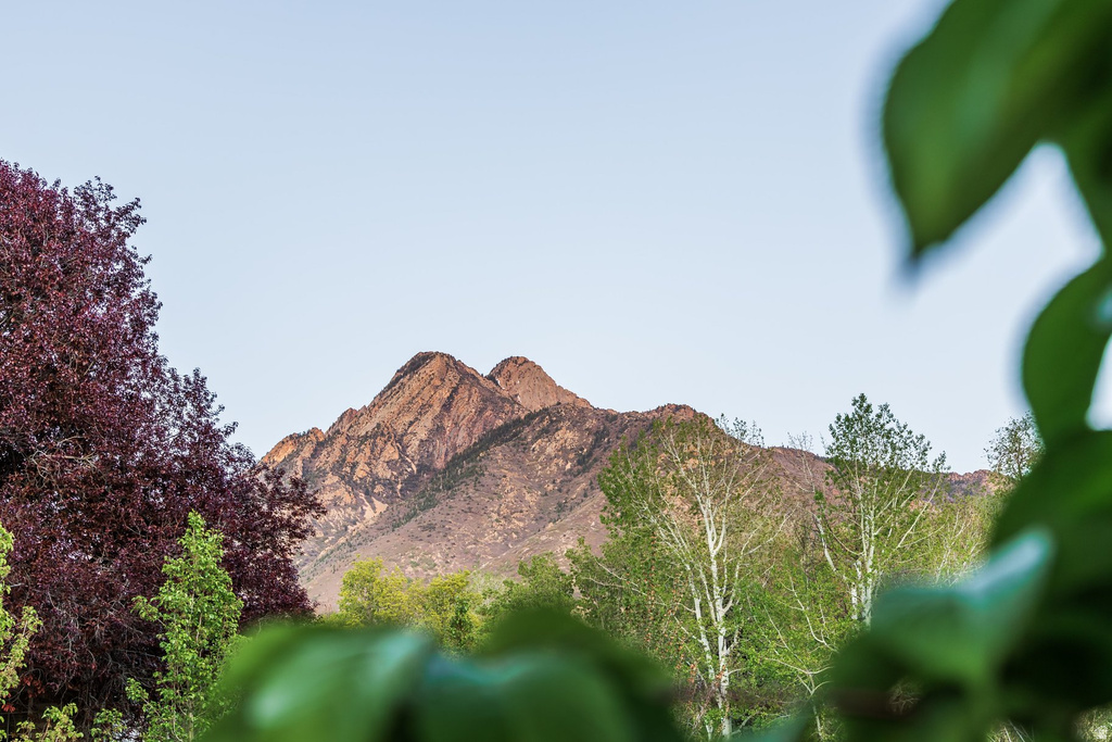 4857 S VIEWMONT ST Holladay, UT 84117