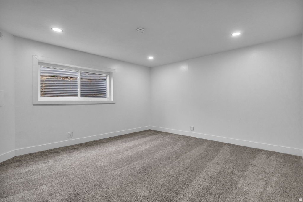 3633 S TOOLSON DR Salt Lake City, UT 84109