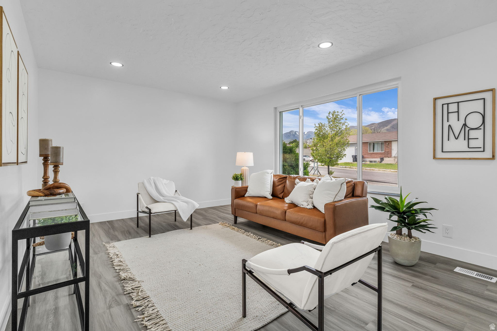 3633 S TOOLSON DR Salt Lake City, UT 84109