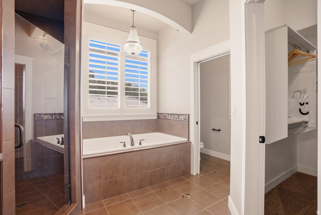 208 E PARKWAY CIR North Salt Lake, UT 84054