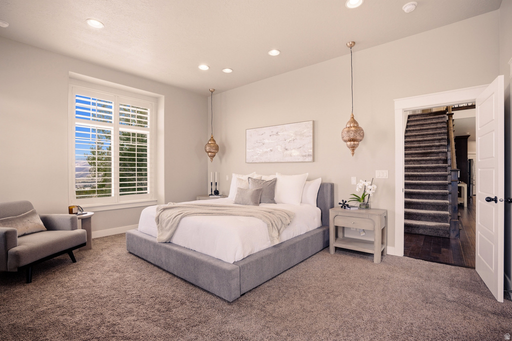 208 E PARKWAY CIR North Salt Lake, UT 84054