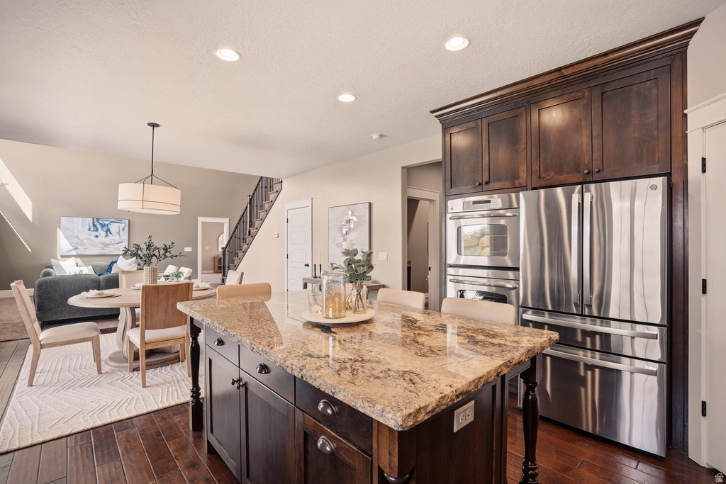 208 E PARKWAY CIR North Salt Lake, UT 84054