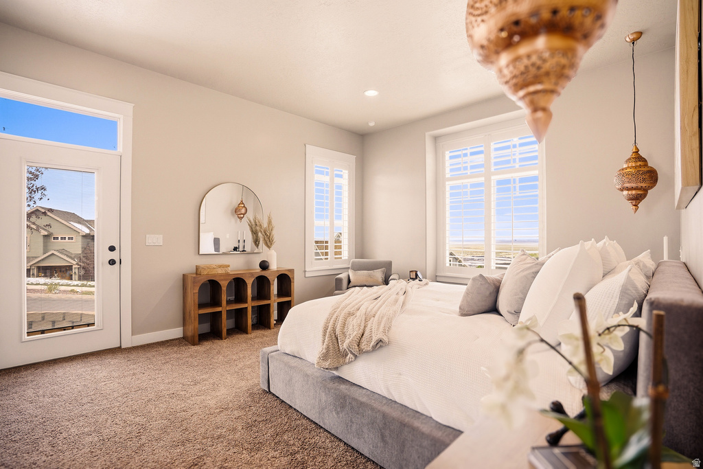 208 E PARKWAY CIR North Salt Lake, UT 84054