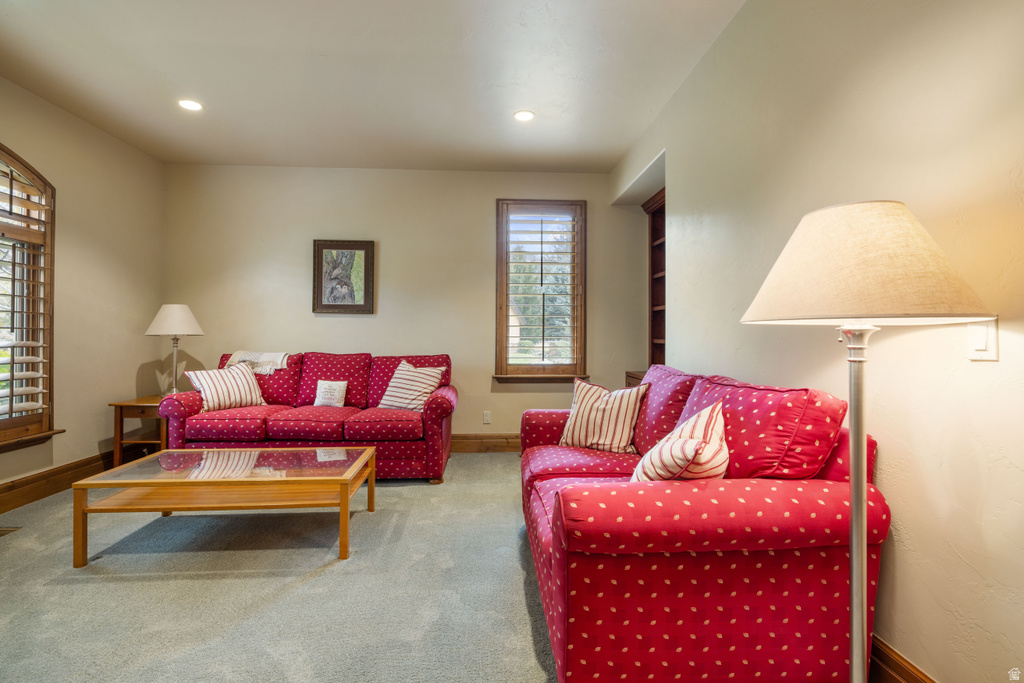 3168 E BAVARIAN CT Sandy, UT 84093