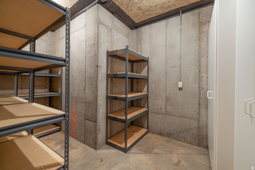 3168 E BAVARIAN CT Sandy, UT 84093