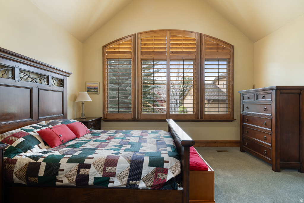 3168 E BAVARIAN CT Sandy, UT 84093