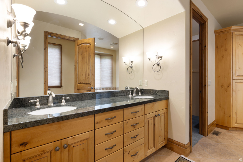 3168 E BAVARIAN CT Sandy, UT 84093