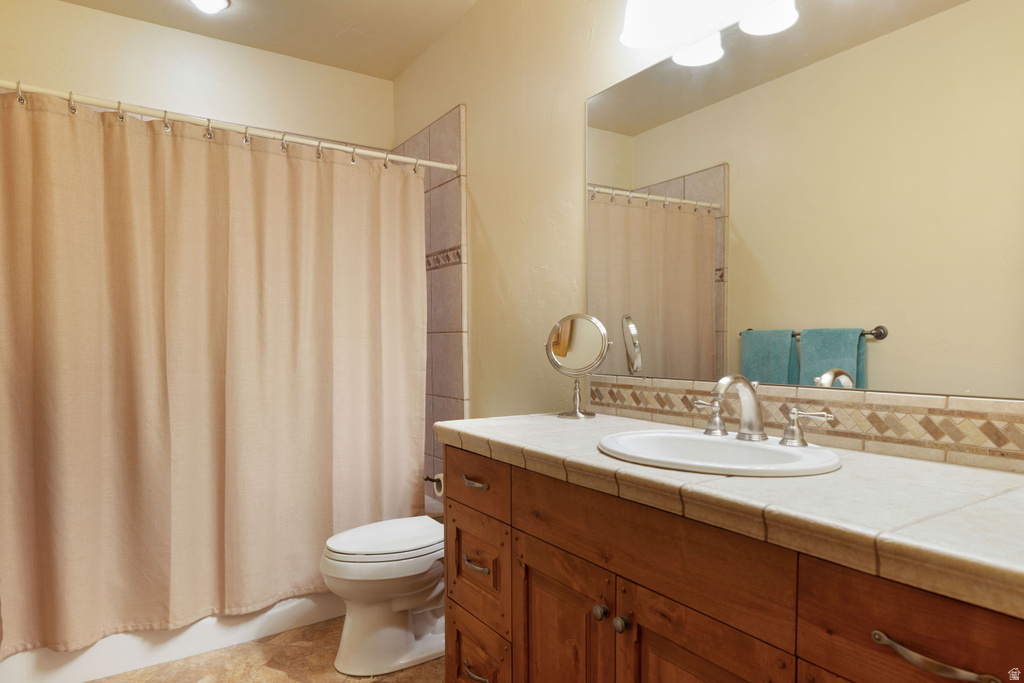 3168 E BAVARIAN CT Sandy, UT 84093