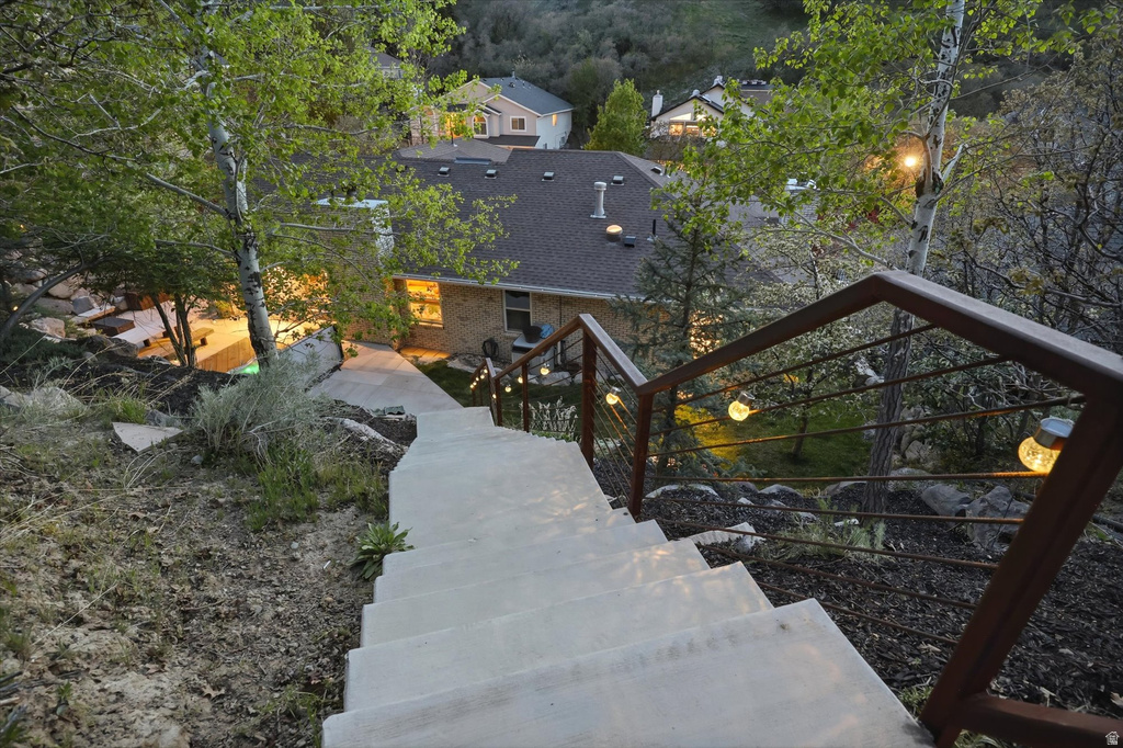 10873 S LOSTWOOD DR Sandy, UT 84092