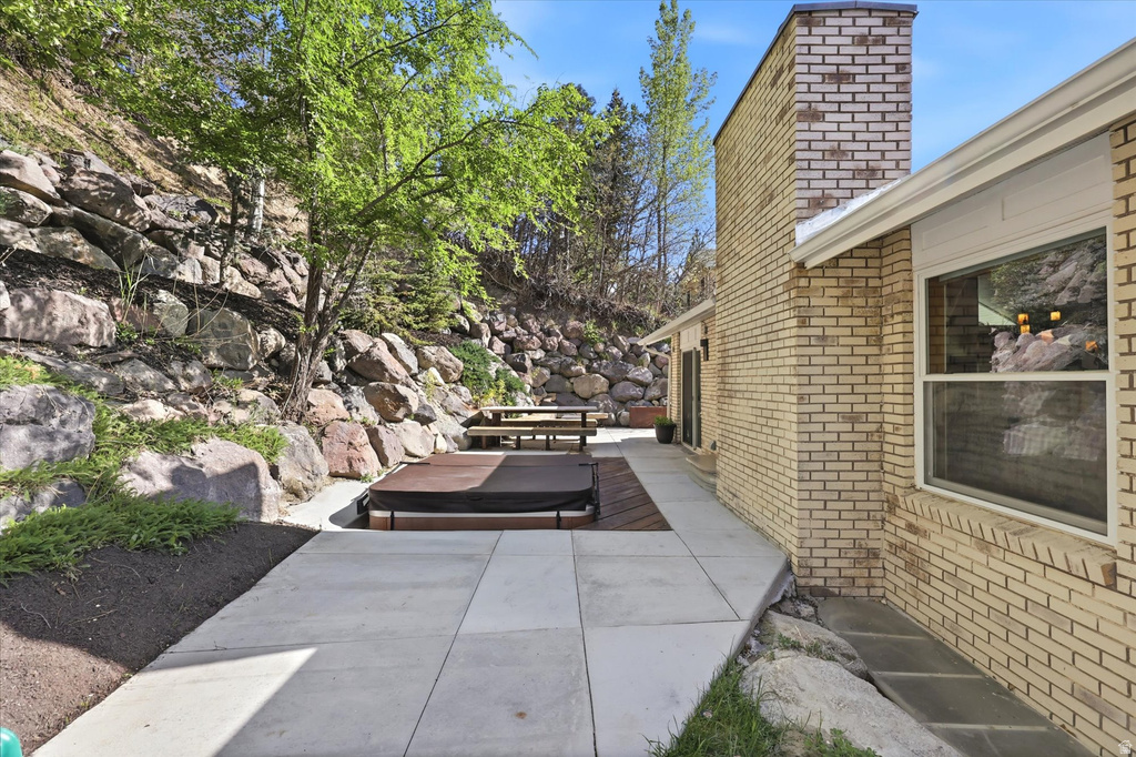 10873 S LOSTWOOD DR Sandy, UT 84092