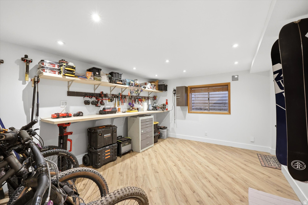 10873 S LOSTWOOD DR Sandy, UT 84092