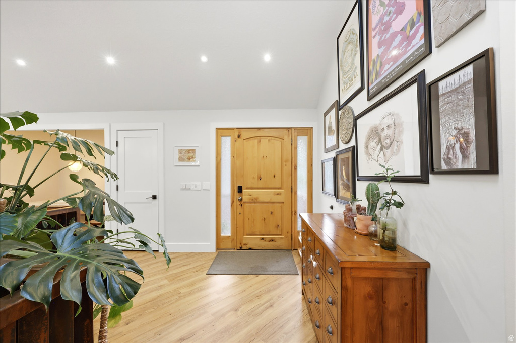 10873 S LOSTWOOD DR Sandy, UT 84092