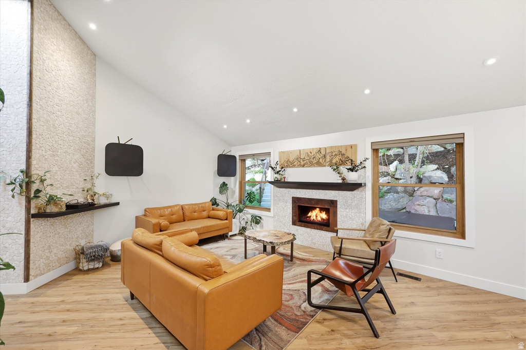 10873 S LOSTWOOD DR Sandy, UT 84092