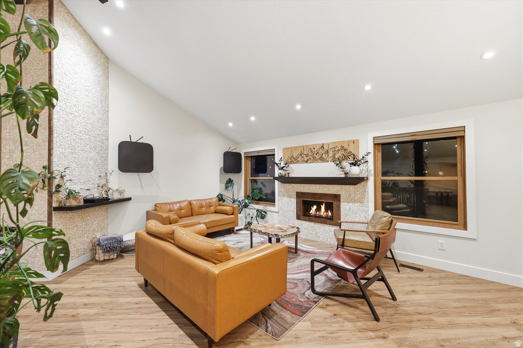 10873 S LOSTWOOD DR Sandy, UT 84092