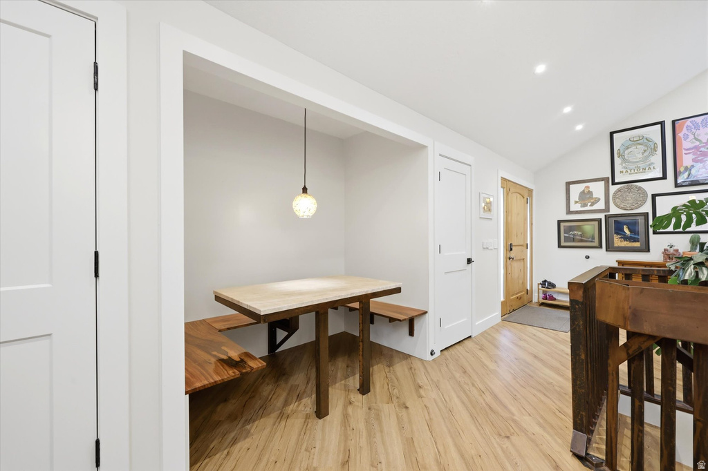 10873 S LOSTWOOD DR Sandy, UT 84092