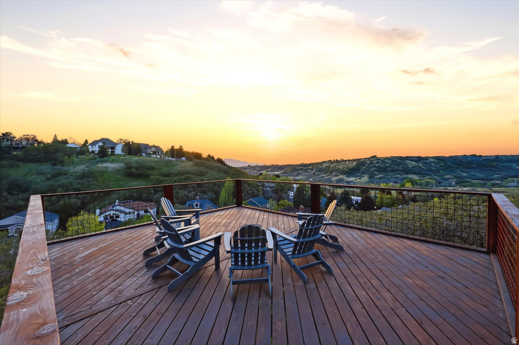 10873 S LOSTWOOD DR Sandy, UT 84092