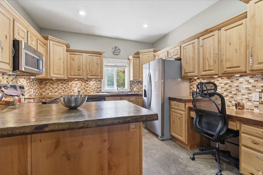 278 N 100 W Hyde Park, UT 84318