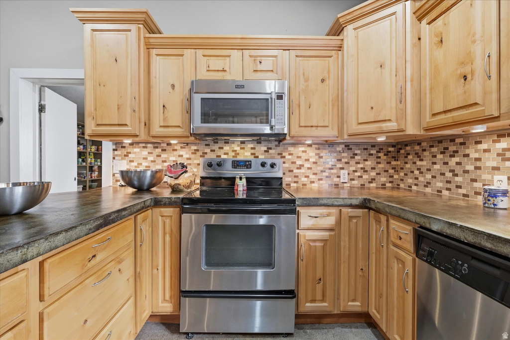 278 N 100 W Hyde Park, UT 84318