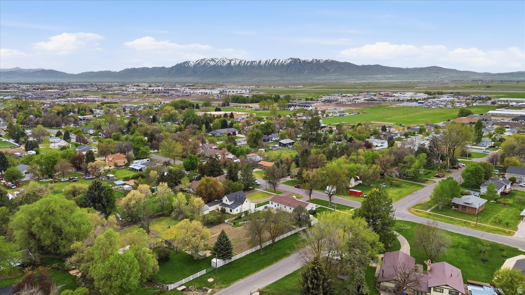 278 N 100 W Hyde Park, UT 84318