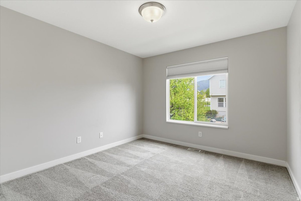 2082 N EVANS COVE LOOP Layton, UT 84041