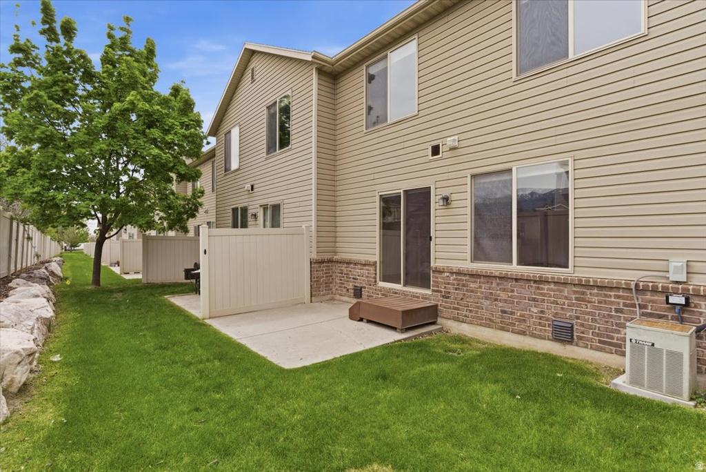 2082 N EVANS COVE LOOP Layton, UT 84041