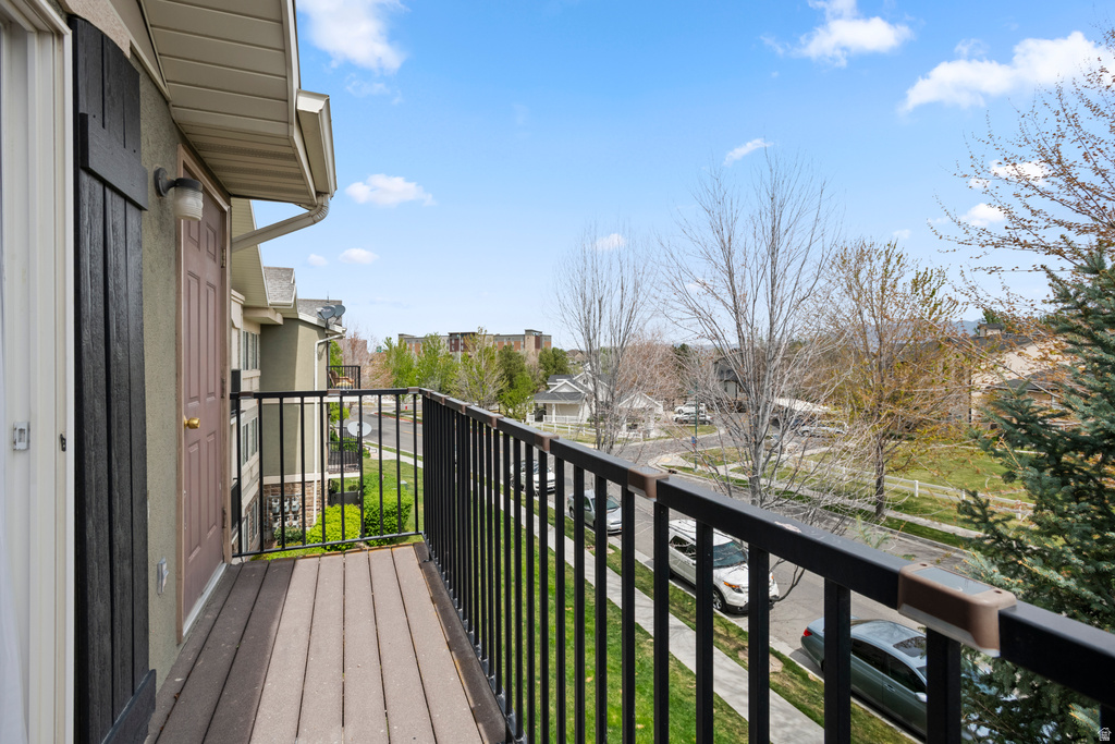 1432 W BRUNELLO DR Bluffdale, UT 84065