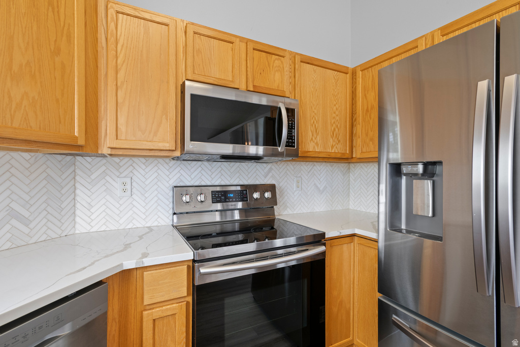 1432 W BRUNELLO DR Bluffdale, UT 84065