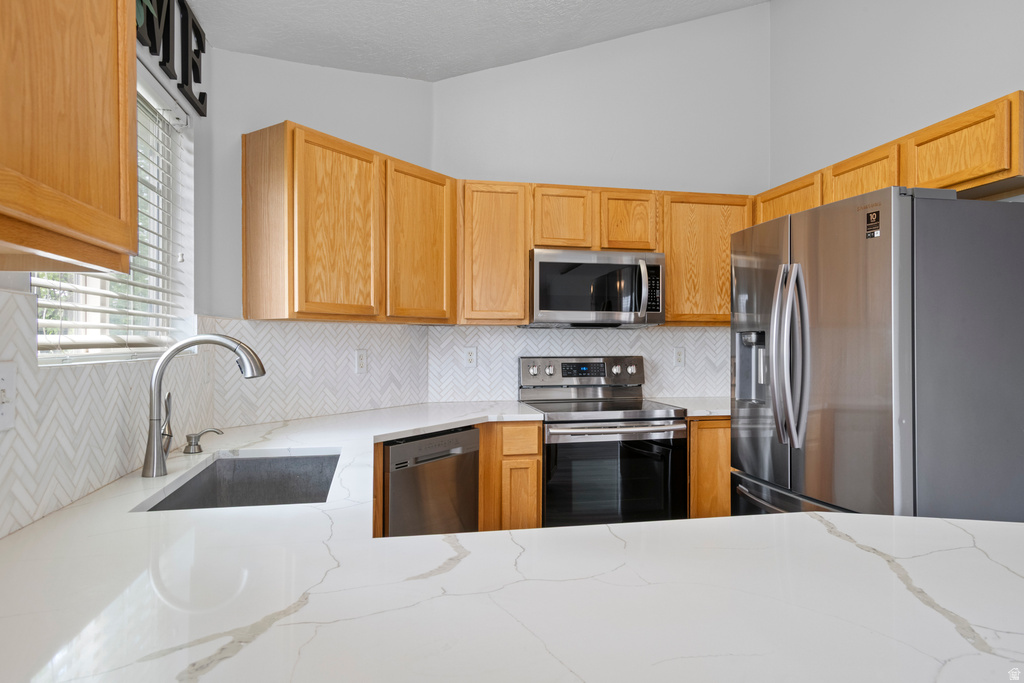 1432 W BRUNELLO DR Bluffdale, UT 84065