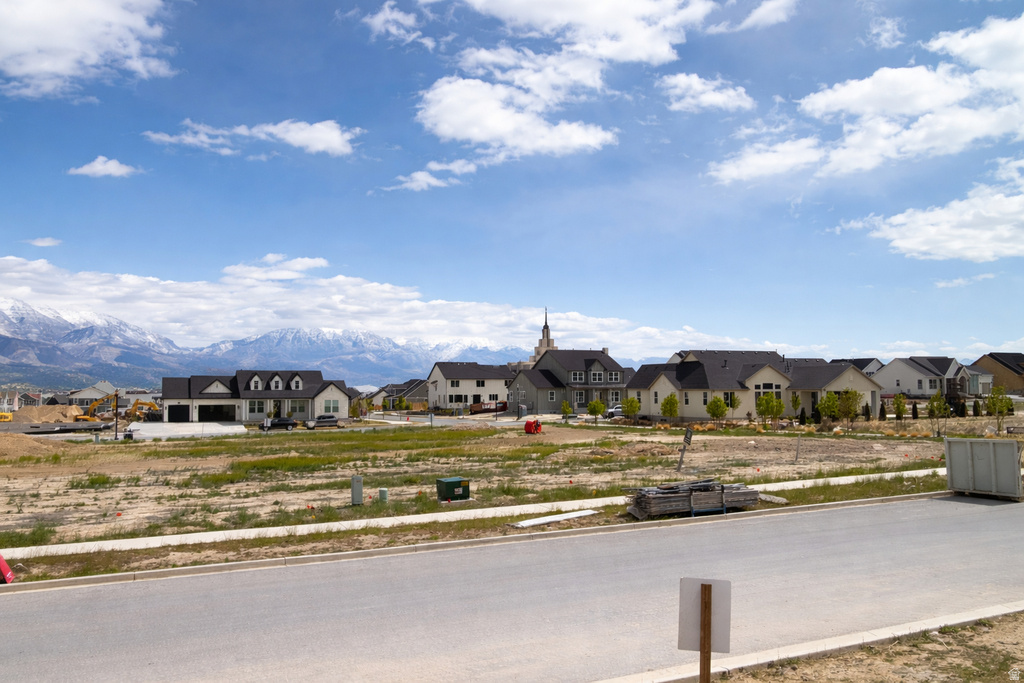 859 S MATHILDA DR #241 Saratoga Springs, UT 84045