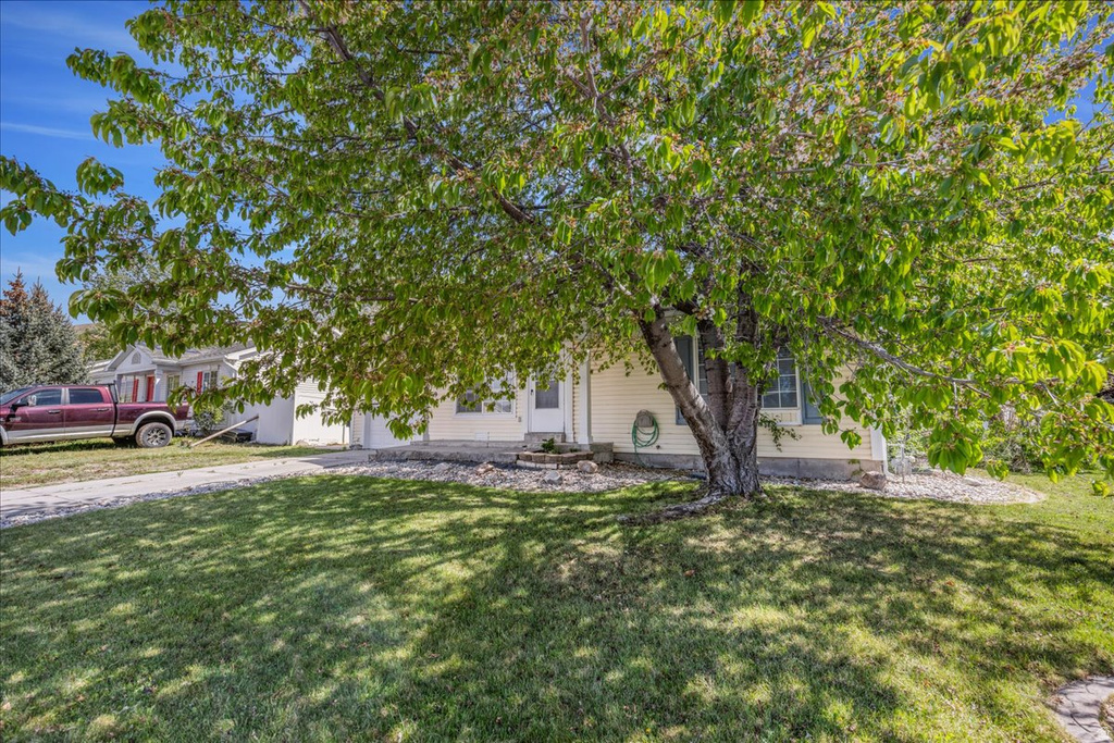 869 W 880 S Tooele, UT 84074