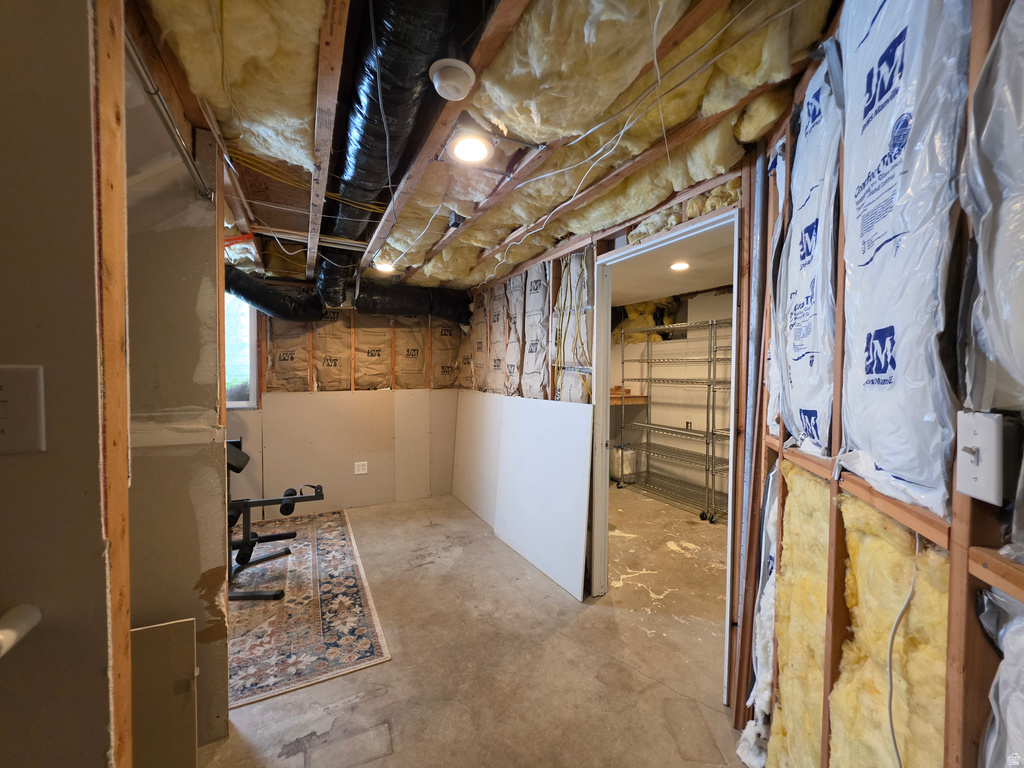 8769 S BROWN PARK DR West Jordan, UT 84081