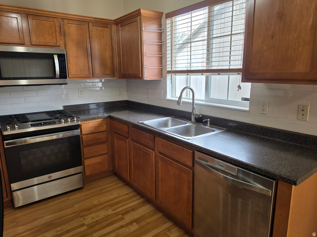 8769 S BROWN PARK DR West Jordan, UT 84081