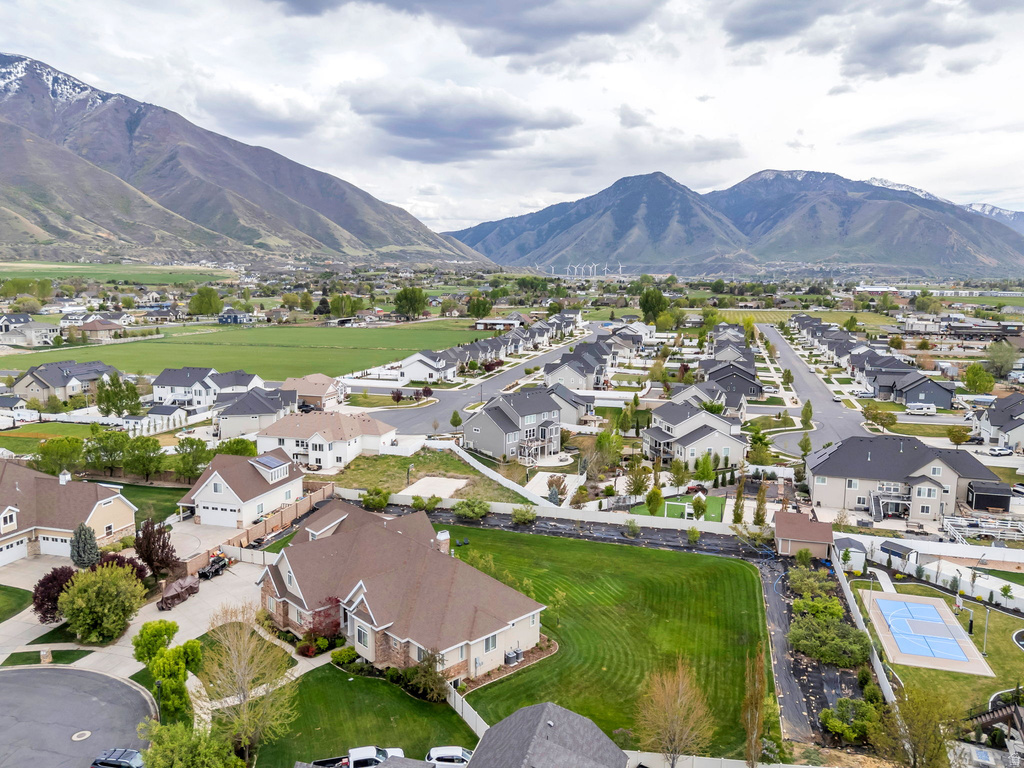 1355 W 1000 S Mapleton, UT 84664