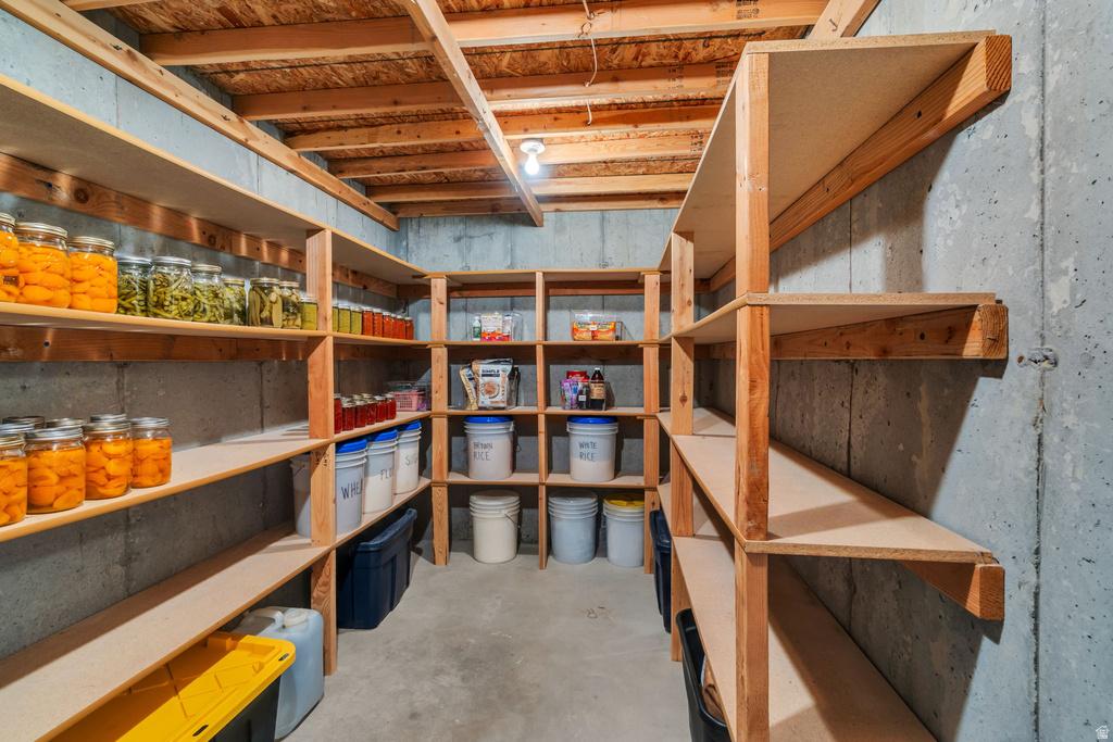 1355 W 1000 S Mapleton, UT 84664