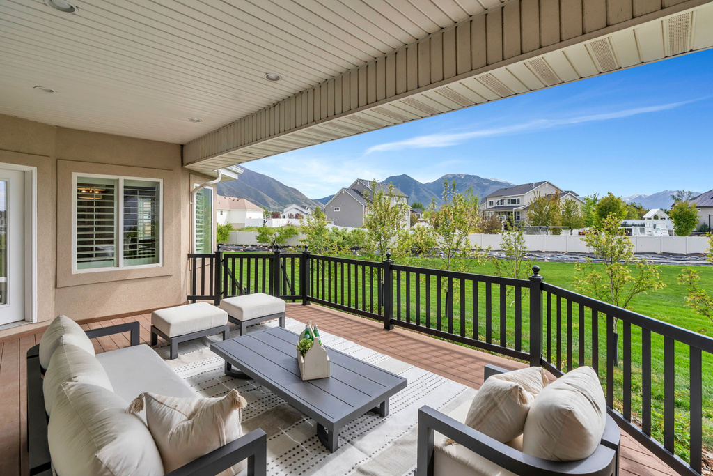 1355 W 1000 S Mapleton, UT 84664