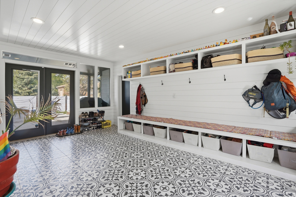 3657 S 2455 E Salt Lake City, UT 84109