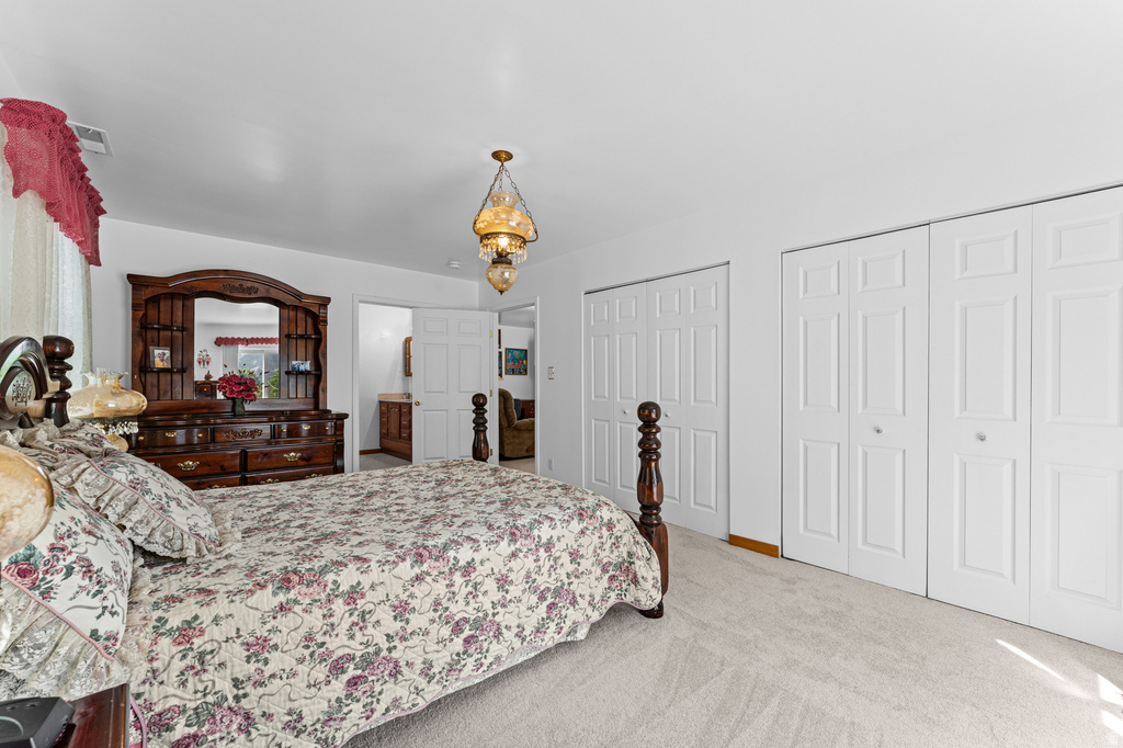 2475 S 500 E Salt Lake City, UT 84106