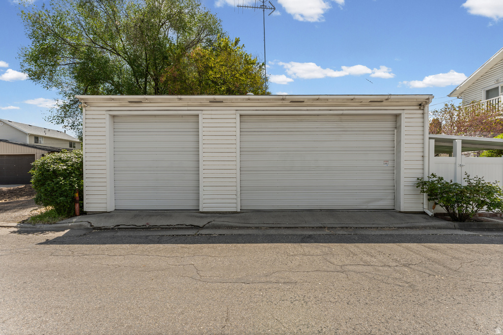 2475 S 500 E Salt Lake City, UT 84106