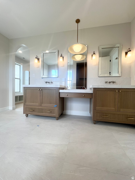 9 W POWELL ST #130 Vineyard, UT 84059