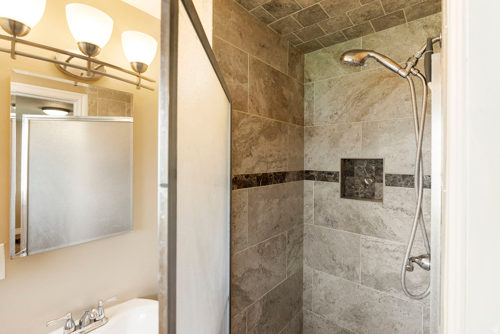 1170 S 1075 E Clearfield, UT 84015