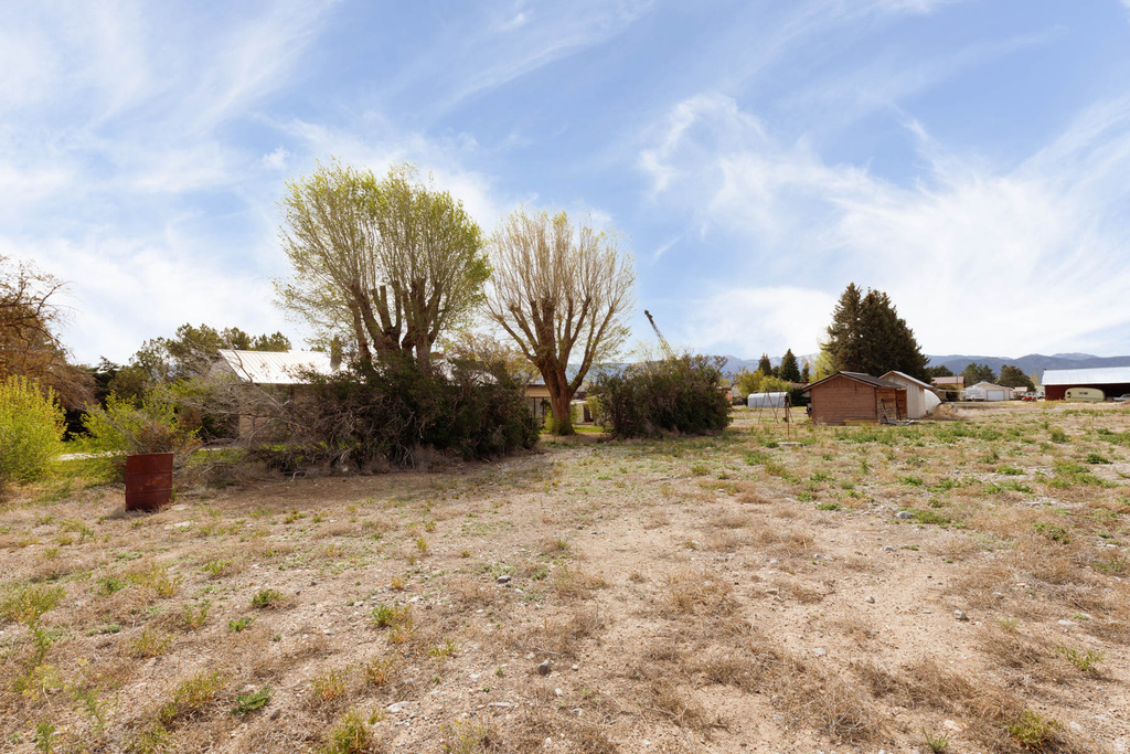 210 S 100 W Circleville, UT 84723