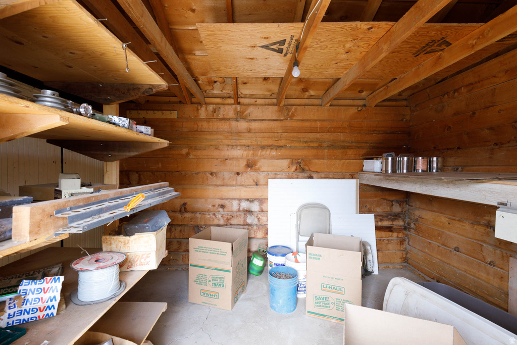 210 S 100 W Circleville, UT 84723