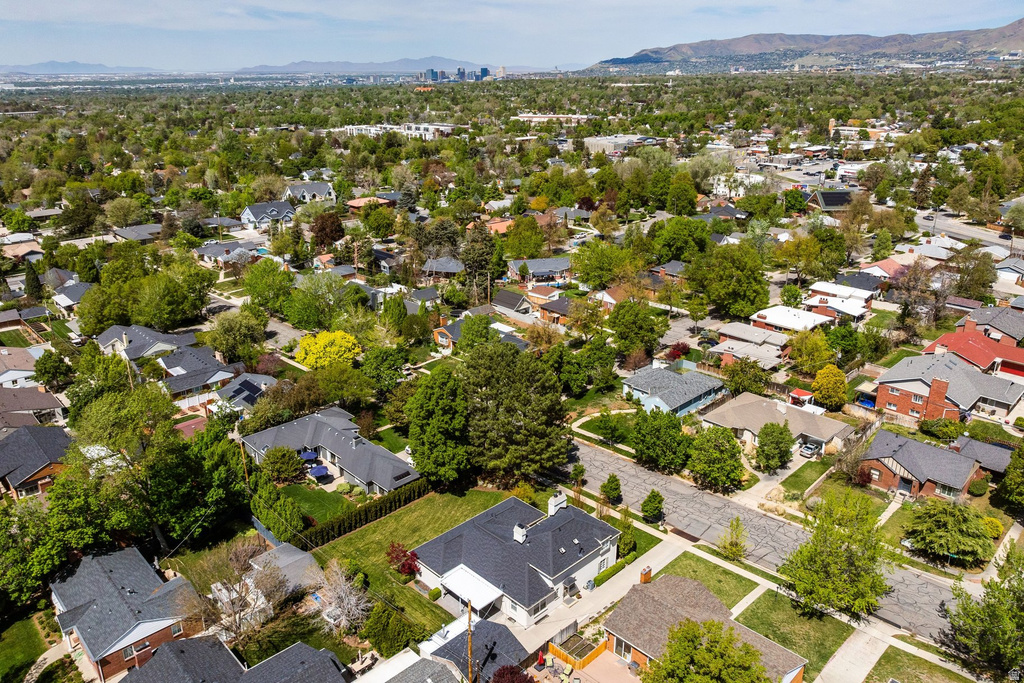 2390 E BERNADINE DR Salt Lake City, UT 84109