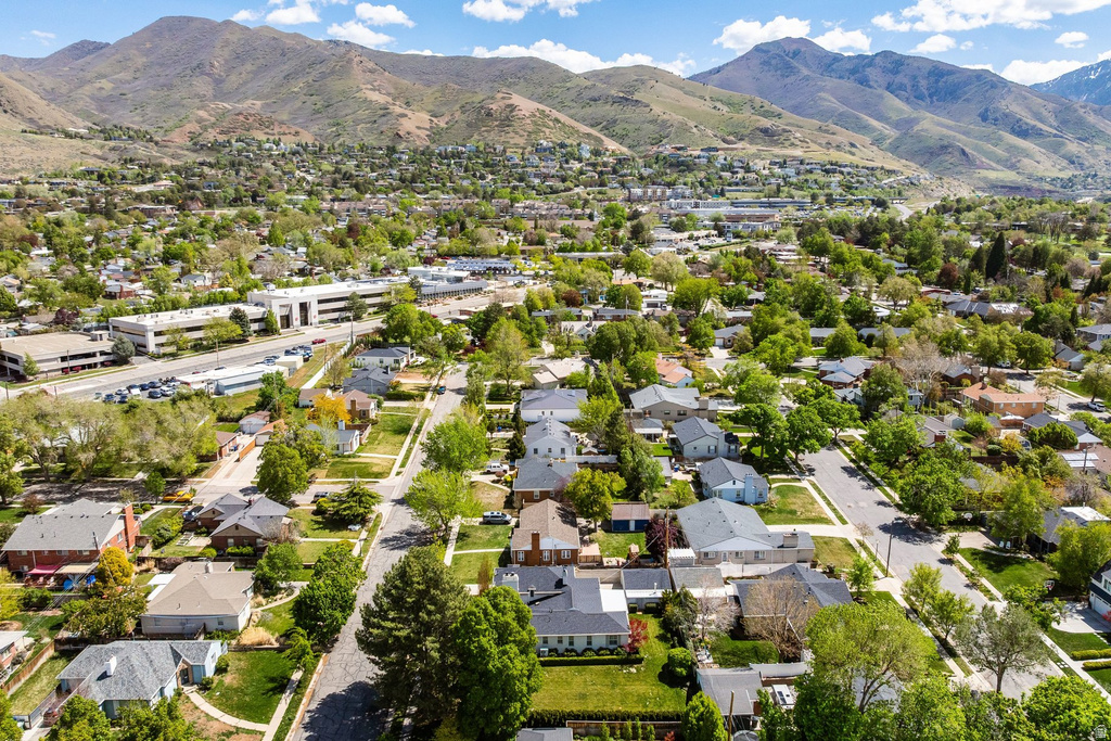2390 E BERNADINE DR Salt Lake City, UT 84109