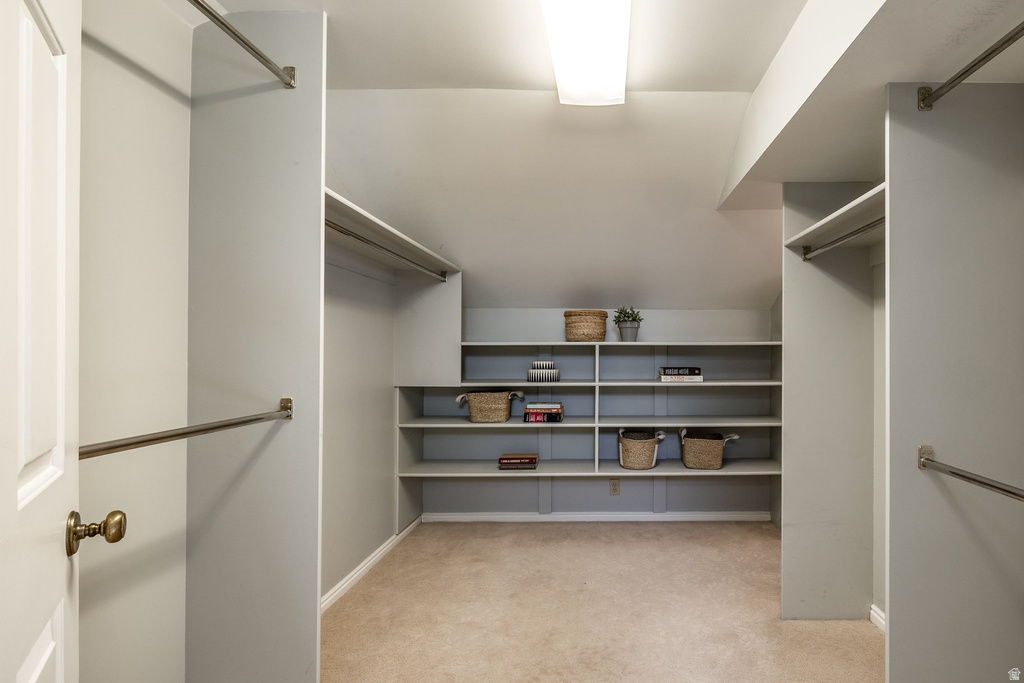 2390 E BERNADINE DR Salt Lake City, UT 84109