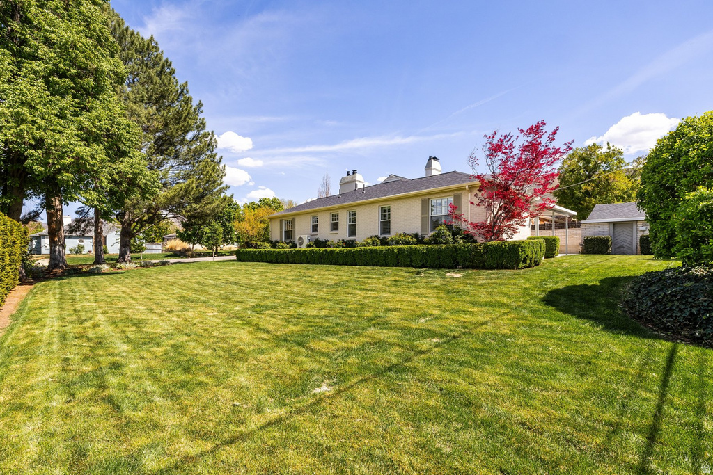 2390 E BERNADINE DR Salt Lake City, UT 84109