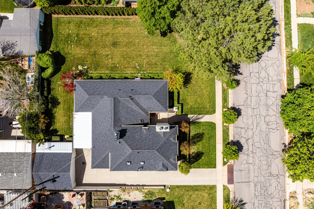 2390 E BERNADINE DR Salt Lake City, UT 84109