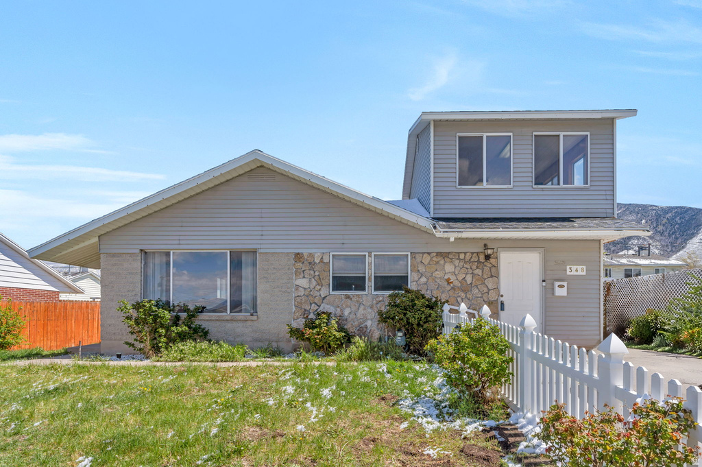 348 N LAKEVIEW AVE. Tooele, UT 84074